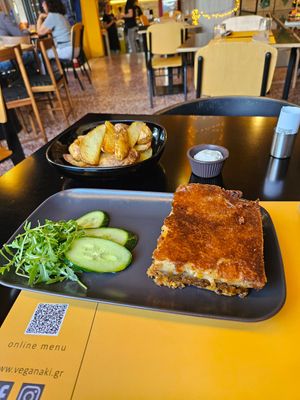 Moussaka with lentils instead of a Vegan meat made it IMHO less authentic. It was tasty but true an original Moussaka. Unfortunately, the potatoes arrived barely warm. at Veganaki in Athens