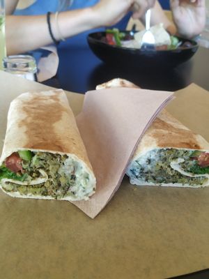 💚 at Veganaki in Athens