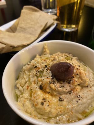 Hummus and pita at Veganaki in Athens