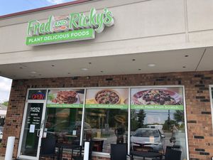 Exterior at Fred and Ricky's Plant Delicious Foods in Creve Coeur
