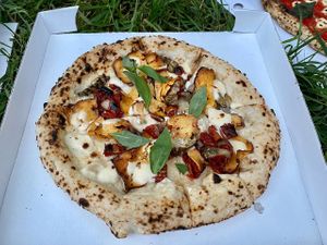 Carciofina piccante, creamy, salty, spicy, delicious. at La Stella Nera in Berlin