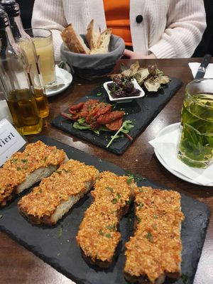 Bruschetta Pesto Rosso at La Stella Nera in Berlin