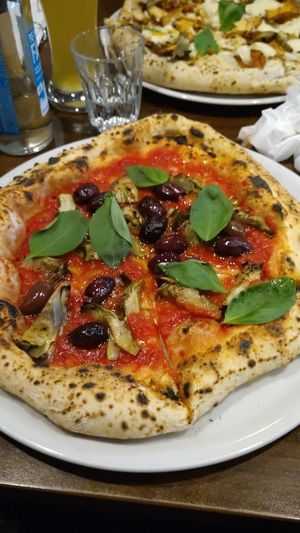 Amazing pizza at La Stella Nera in Berlin