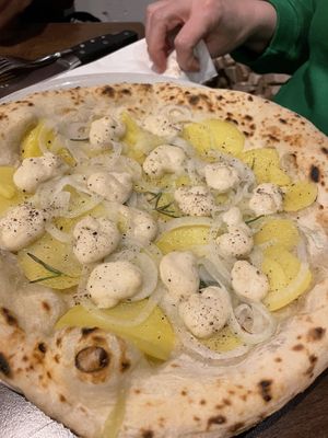 White potatoes and onion  at La Stella Nera in Berlin