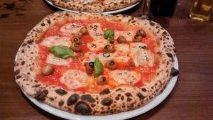 Pizza at La Stella Nera in Berlin