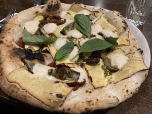 Pizza Bianca with artichokes and smoky tofu at La Stella Nera in Berlin