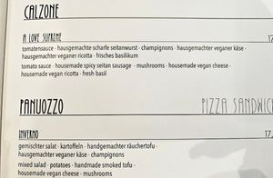 Calzone, panuozzo at La Stella Nera in Berlin