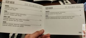 Pizza rossa at La Stella Nera in Berlin