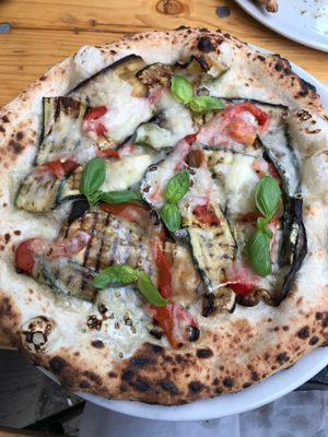 grilled veggie pizza at La Stella Nera in Berlin