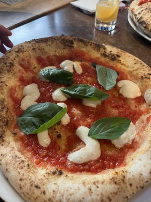 Margherita pizza   at La Stella Nera in Berlin
