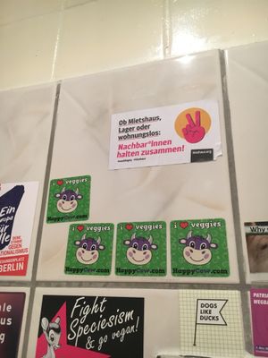 happy cow sticker  at La Stella Nera in Berlin