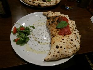 Calzone Underground at La Stella Nera in Berlin