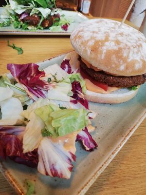 Veganer Burger at Peter Pane in Oldenburg