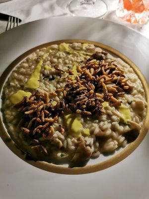 Mushroom risotto with soufflé rice at Mater Terrae in Rome