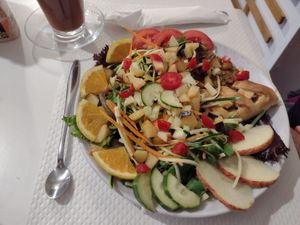 The vegan quiche with pineapple was particularly tasty at Veganeats Caffe in Lisbon