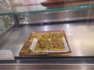 Quiche at Veganeats Caffe in Lisbon