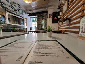 Innenansicht at Veganeats Caffe in Lisbon