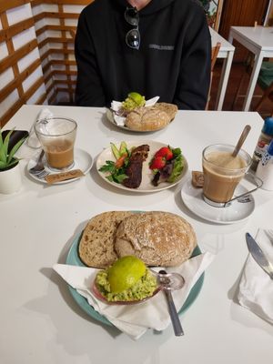 Bread with Avocado at Veganeats Caffe in Lisbon