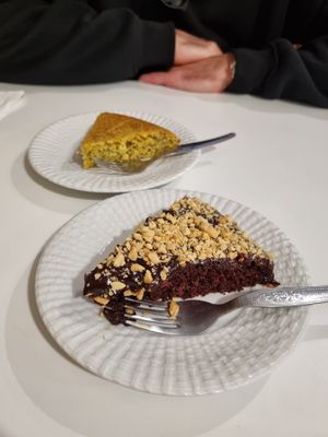  at Veganeats Caffe in Lisbon