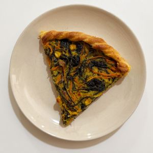 vegan quiche at Veganeats Caffe in Lisbon