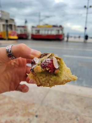  at Veganeats Caffe in Lisbon