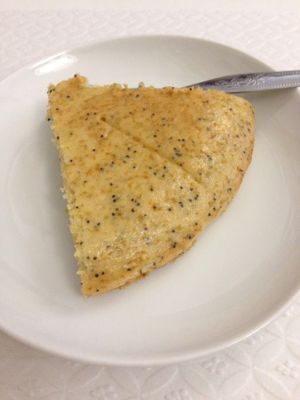 Lemon and poppyseed cake  at Veganeats Caffe in Lisbon