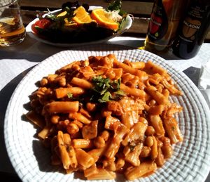 Rancho: chickpeas, seitan and noodles with sauce at Veganeats Caffe in Lisbon
