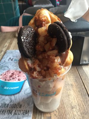 vegan bubble waffle w/ matcha, strawberries, applesauce and oreos at N'Ice Cream Factory in Warsaw