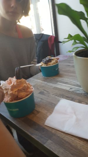 1: soy-based strawberry+mango+kiwi is a fruity mix, but I'd take a sorbet base another time at N'Ice Cream Factory in Warsaw