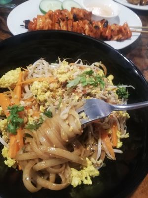 Pad thai 💓 at Reasons Cafe in Lucena City