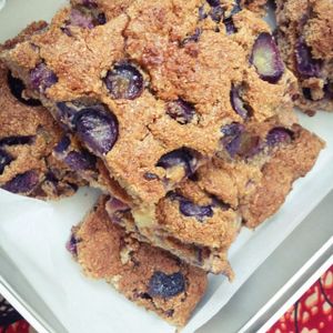 vegan cake at Natureat in East London