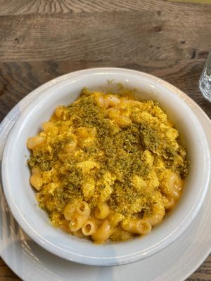 Mac n cheese at Farmacy in West London