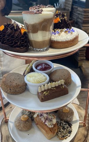 high VEGAN T ! (IDNGBTT!!!)  at Farmacy in West London