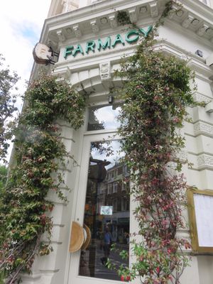 front Farmacy, Just passed by, haven't visisted yet, since they have a non-booking policy (so never sure to get a table) (2017) at Farmacy in West London