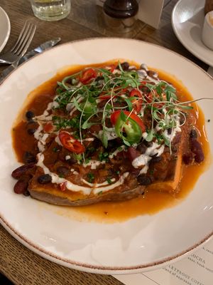 Sweet Patatoes wedges, was not really nice looking , Mexican style, desapointed at Farmacy in West London