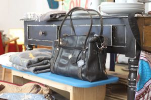 1944 // Gallery, Vegan Shop met en avant une sélection de créateurs uniques qui partagent nos valeurs, pour un monde plus éthique envers l'humain, l'animal et la planète at 1944 Gallery Vegan Shop in Paris