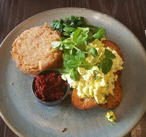 Tofu Scramble at Round Bird in Lilydale