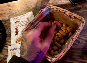 free nuts at Kartoffelhaus in Eisenach