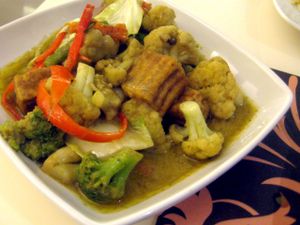Vegetables with tofu in yellow curry at Siam in Cebu