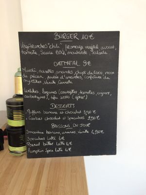 Menu  at Oatmeal in Paris
