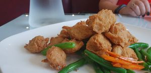 Lemongrass Chicken at Loving Hut in Fairfield