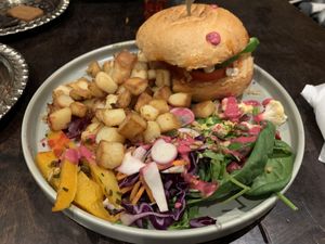 Burger Pad thai at Funky Jungle in Mechelen