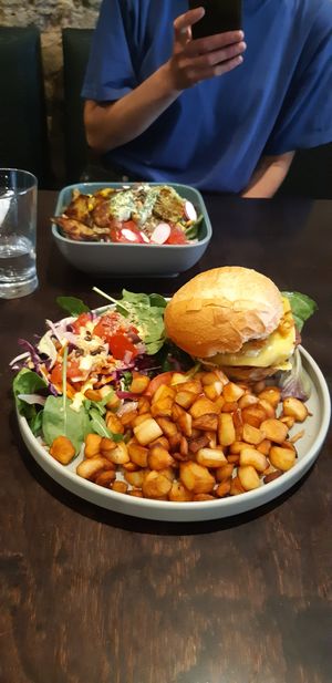 Burger at Funky Jungle in Mechelen