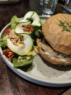 Fish'n'chips burger at Funky Jungle in Mechelen