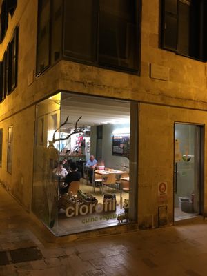 From outside at Clorofil-la in Mahon