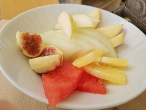 Fruit dessert at Clorofil-la in Mahon