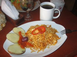 Espagueti picante con papas y queso parmesano. at Pukasoncco arte y Restaurant in Paracas