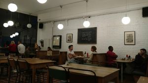 Ambiance at Cafe Kino in Bristol