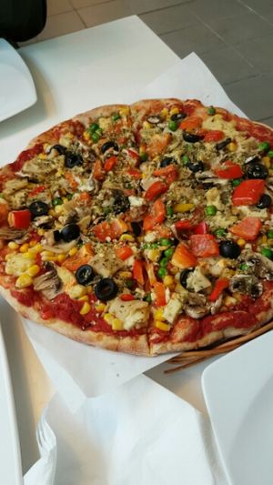 pizza at Vegan hus Futurefood in Haugesund