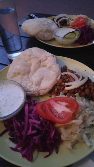 Ejemplo de cena at Finca Vegana in Zahara De La Sierra